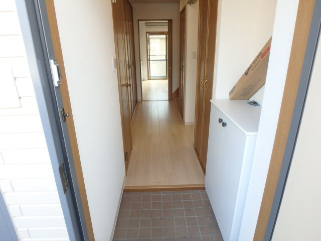 芦屋市松ノ内町の賃貸マンションの玄関