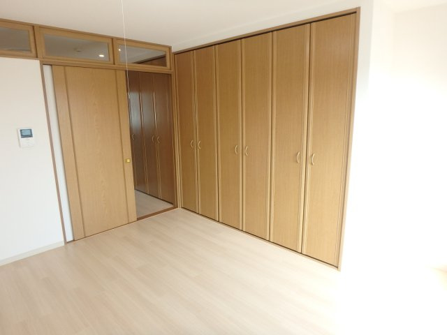 芦屋市松ノ内町の賃貸マンションの居間・リビング