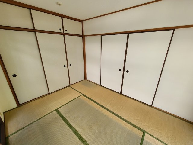 吉光アドニス芦屋の居間・リビング