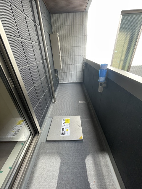 神戸市中央区八雲通１丁目の賃貸マンションのバルコニー