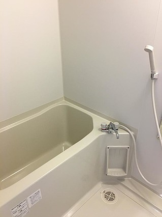エスポワール諏訪山の浴室