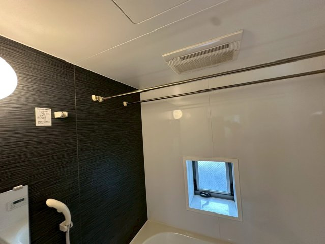 芦屋市船戸町の賃貸マンションの浴室