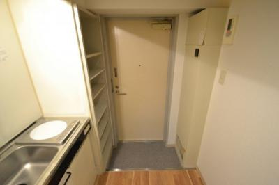 神戸市灘区城内通４丁目の賃貸マンションの玄関