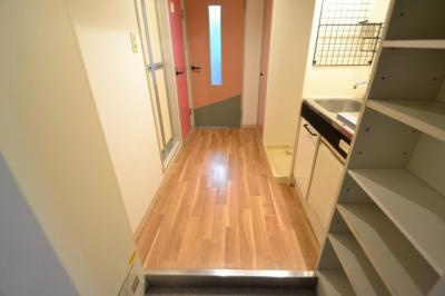 神戸市灘区城内通４丁目の賃貸マンションの玄関