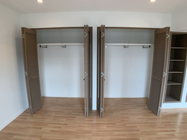 芦屋市茶屋之町の賃貸マンションの収納