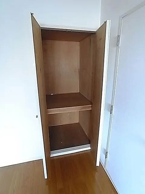 西宮市薬師町の賃貸マンションの収納