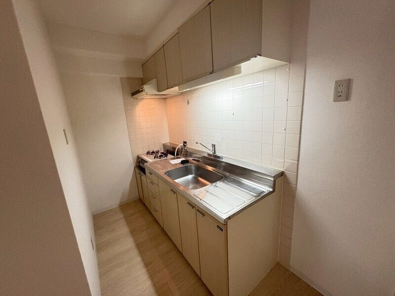 西宮市薬師町の賃貸マンションのキッチン