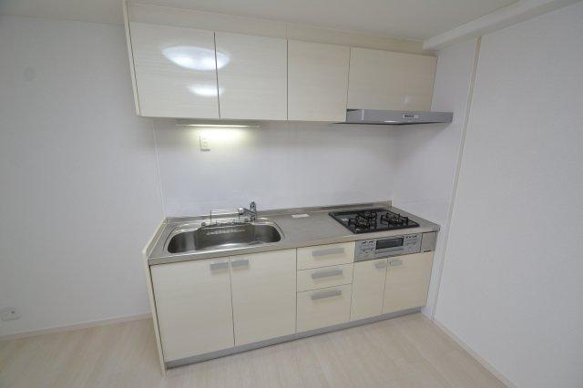 神戸市灘区五毛通１丁目の賃貸マンションのキッチン