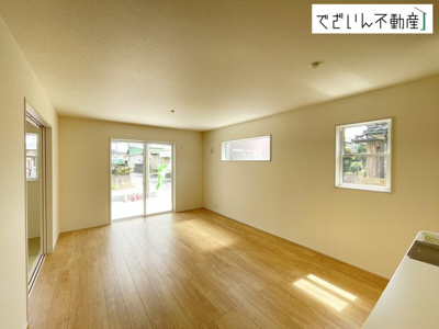 【居間・リビング】 | Livele Garden.S北本市東間　新築住宅 | 細部まで丁寧に仕上げられた内装が、日々の生活を豊かに彩ります。家族の思い出が増えていく場所に。
現地(2026年8月撮影)