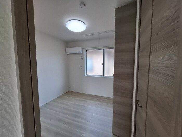 D-ROOM下貫の洋室