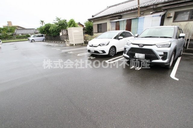 ラ・ヴェスタⅡの駐車場|駐車場です