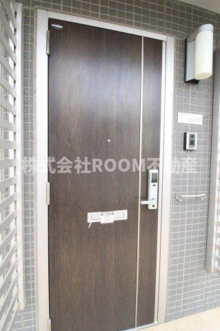 プランドール都北の玄関|収納もある玄関です