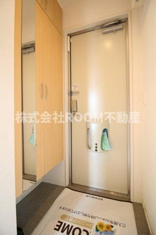 プランドールMの玄関|収納もある玄関です