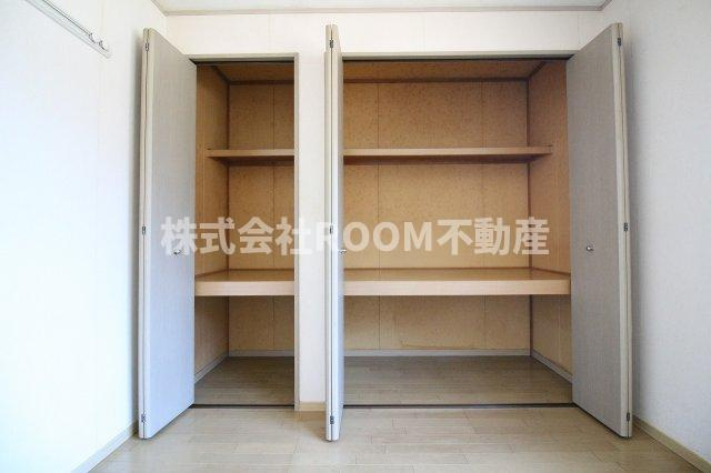 フローラハイツの収納|たっぷりとした収納スペースです