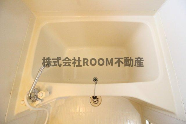 フローラハイツの浴室|日々の疲れを癒すお風呂付です