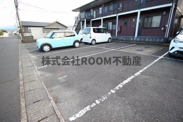 セジュールカミムラの駐車場|駐車場があります