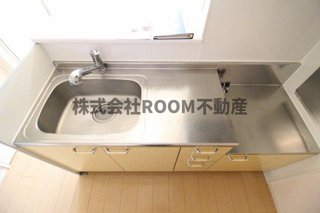 セジュール・希ららのキッチン|コンパクトなキッチンで掃除もラクラク