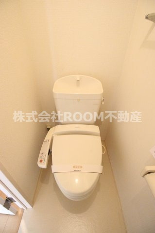 グランモアTOJIKIのトイレ|落ち着いた色調のトイレです