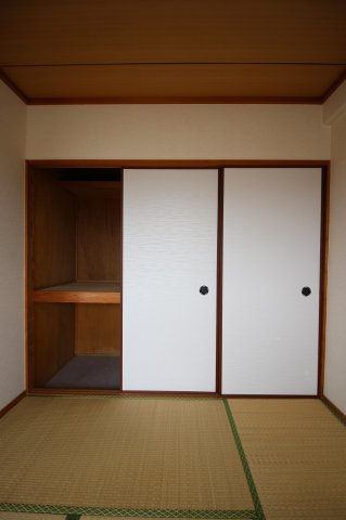 キルトスターの収納|収納豊富です