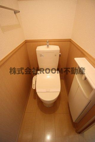 グランシャリオⅠ番館のトイレ|落ち着いたトイレです