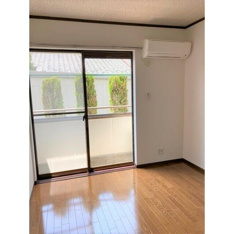 ※写真は他のお部屋のものです。