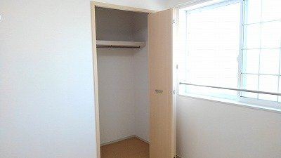 【収納】 | サニープロムナード | 大きなものも収納できそうです