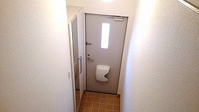 【玄関】 | サニープロムナード | きれいな玄関です