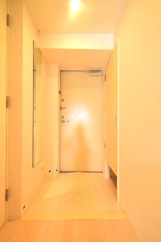 【玄関】セレニテ新大阪カルム