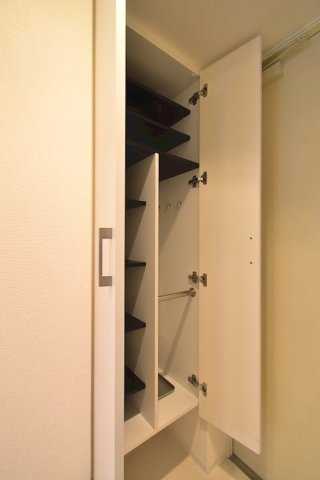 【収納】セレニテ新大阪カルム