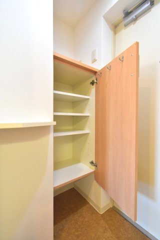 【収納】セレニテ新大阪弐番館