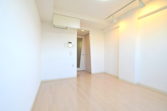 【居間・リビング】セレニテ新大阪弐番館