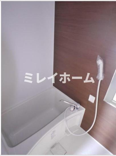 グラシア蒲田本町の浴室