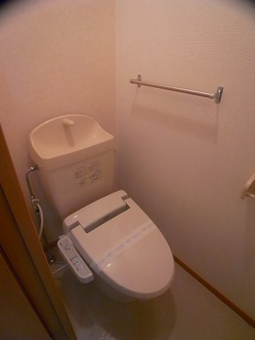 【トイレ】 | ヴィッラ　ルヴゥール | ゆったりとした空間のトイレです