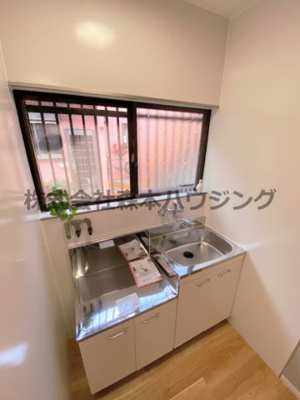 【キッチン】 | 　寝屋川市御幸東町30テラスハウス | きれいなキッチンです