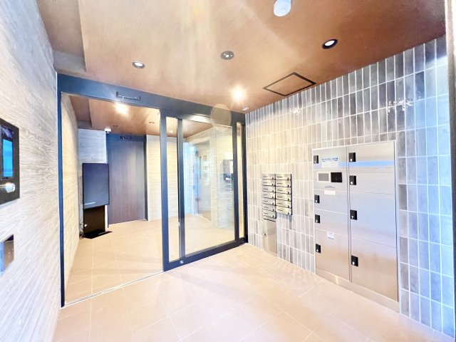 LANART四街道のロビー