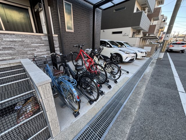 サンシエロ立花の駐車場