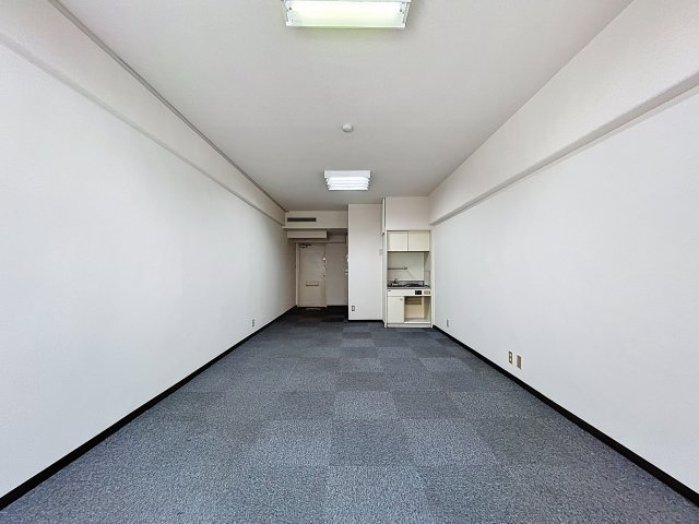 ウィン青山の洋室