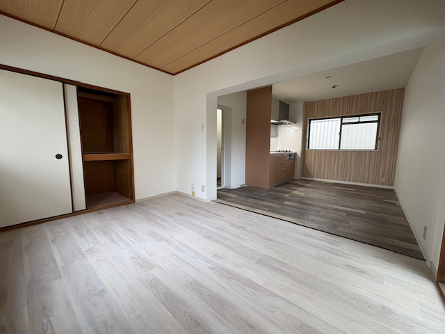 【居間・リビング】 | カサクレスト | ゆったりとした居間です