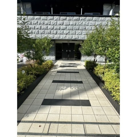 メインステージ大阪　Nｏｒｔｈ　Ｍａｒｋのエントランス