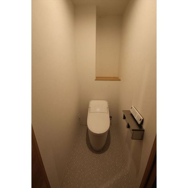 Uresidence Temmabashiのトイレ
