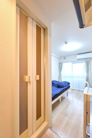AP843 メゾン・ド・サンセール 423の玄関|



