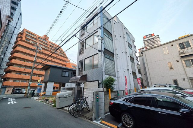 AP579 プレアール新大阪Ⅲ 301の外観|




