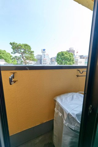AP459 クリア東三国 301のバルコニー|




