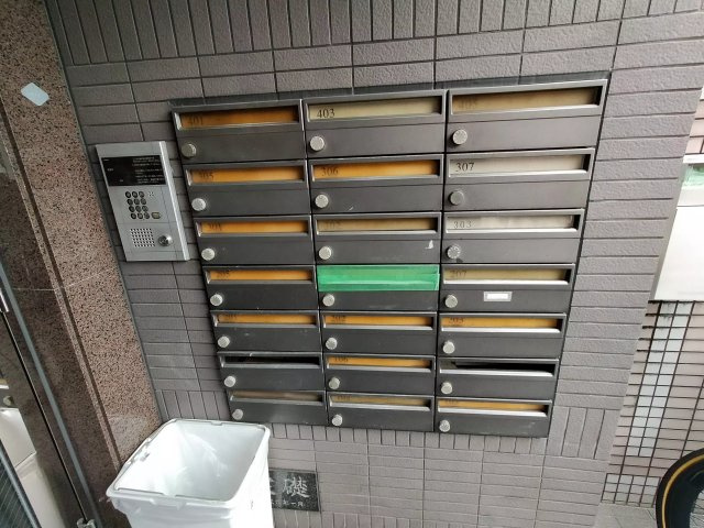AP371 サンライズ壱番館 202のエントランス|



