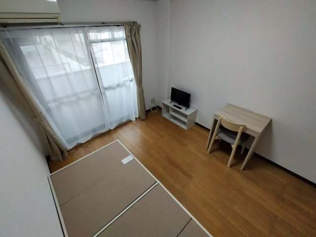AP371 サンライズ壱番館 202の洋室|



