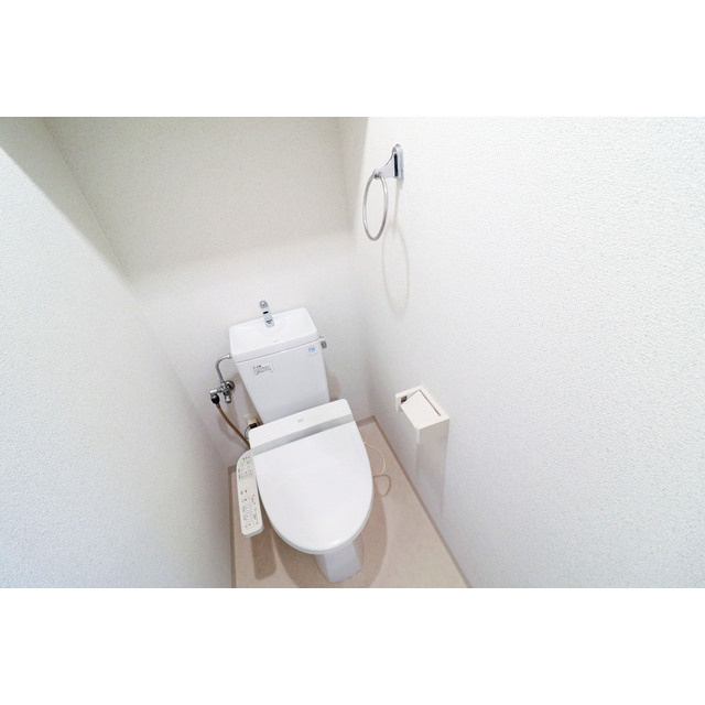 CASSIA福島駅前のトイレ