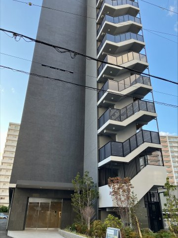 アーバングランデ新大阪の外観