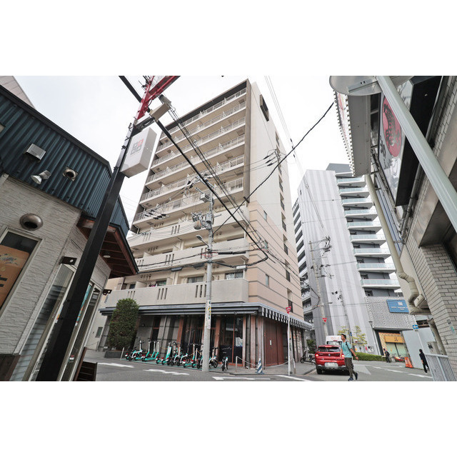 CASSIA福島駅前の外観