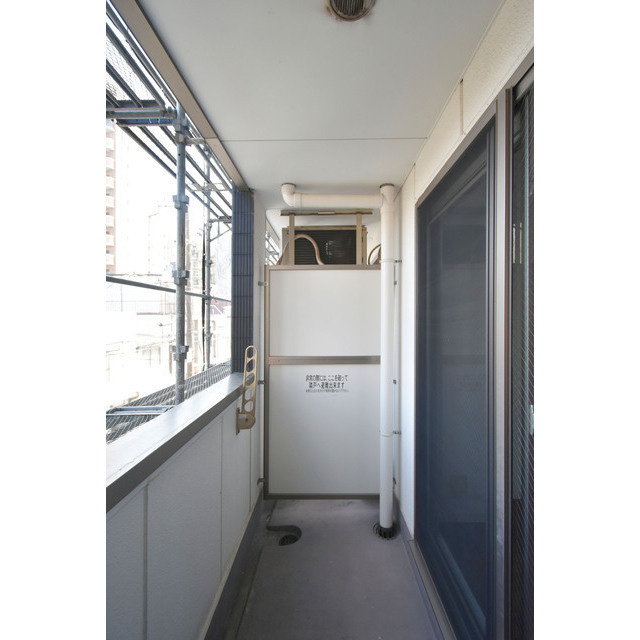 十三本町ウインズマンションⅡのバルコニー