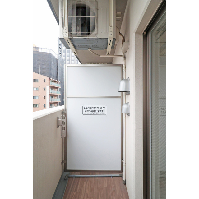 SERENiTE堺筋本町SUDのバルコニー